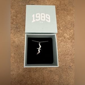 Taylor Swift 1989 Taylor’s Version Seagull Necklace